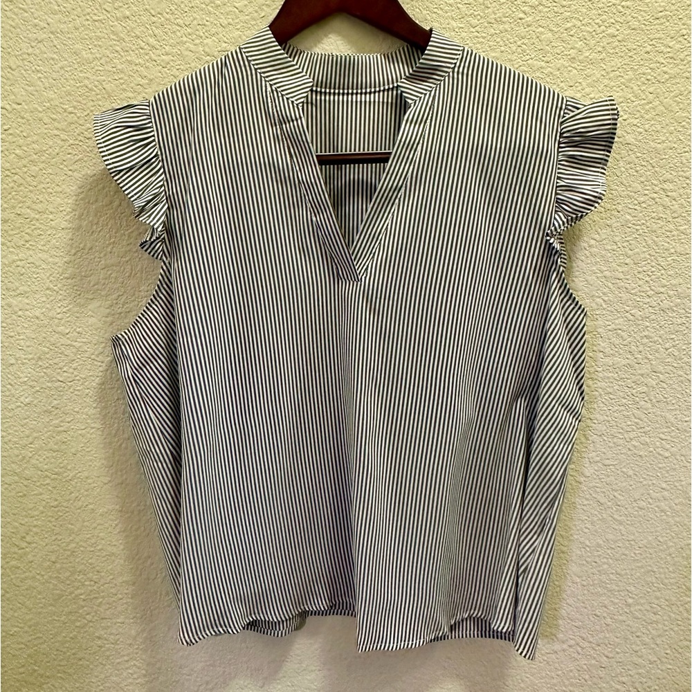 SHEIN Grey/White Stripe Blouse Size 1X